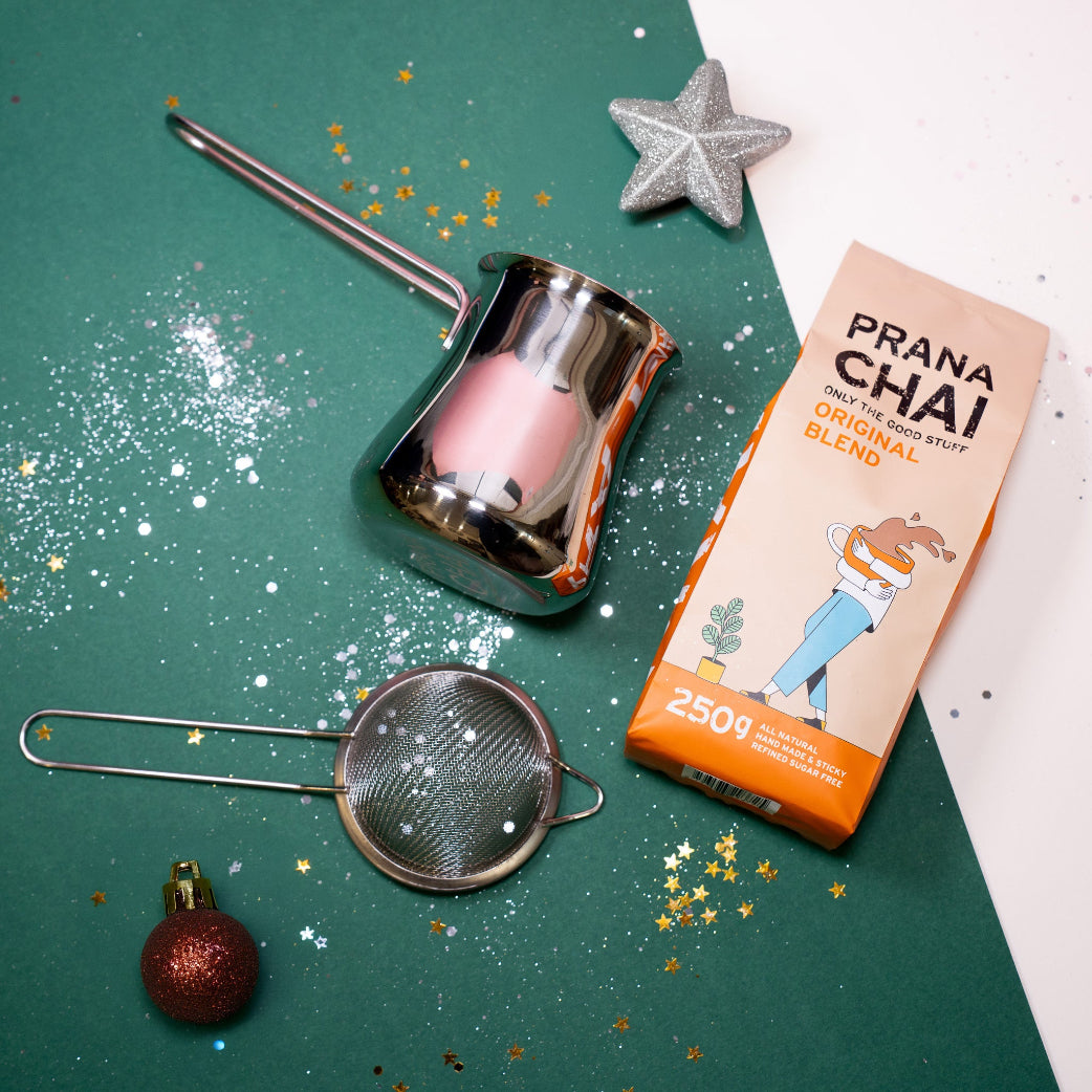 Prana chai pot and strainer set